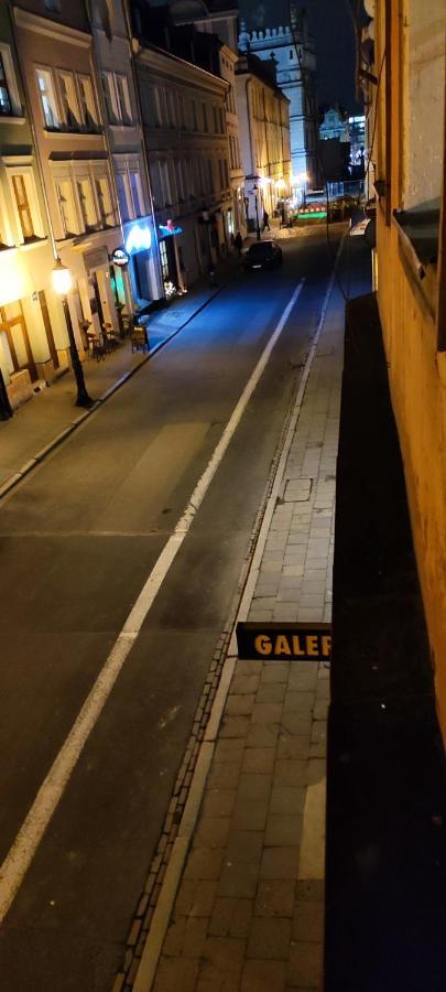 Private Apartament Wroniecka 6 - Parking Poznań Buitenkant foto