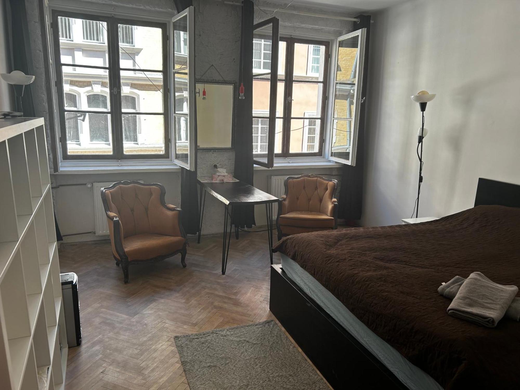 Private Apartament Wroniecka 6 - Parking Poznań Buitenkant foto